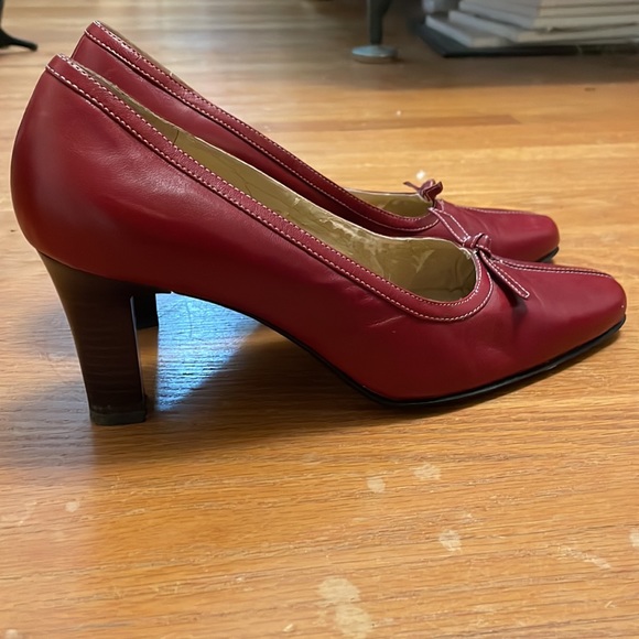 Cranberry/wine red heels - Picture 2 of 8